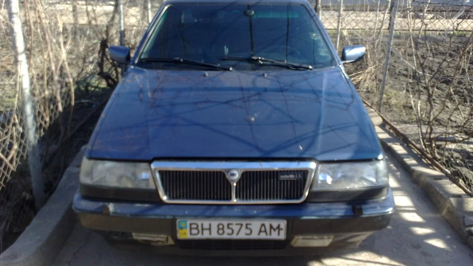 Lancia Thema 2.0 Turbo LX 2