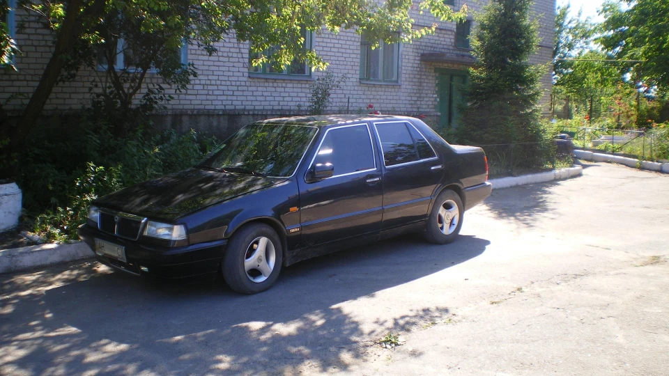Lancia Thema 2.5TDS 2