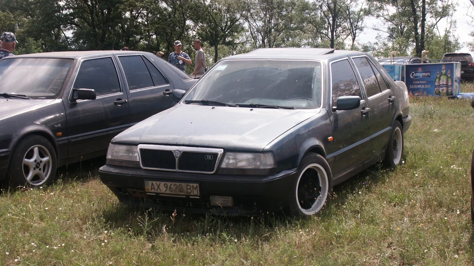 Lancia Thema 3.0 Буссо (Зеленка))