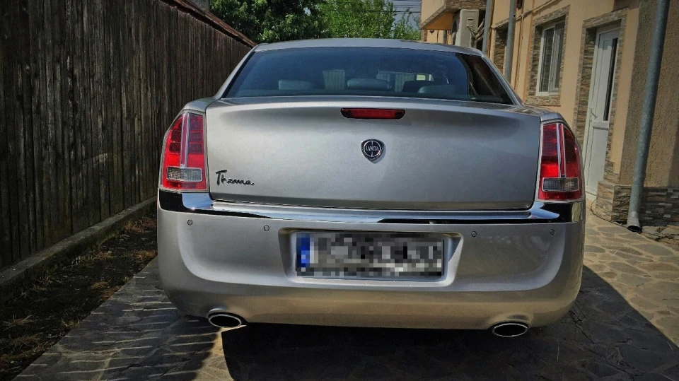 Lancia Thema 3.0 TD (LX) 5