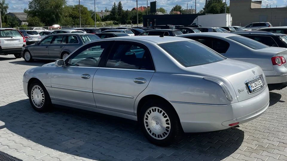 Lancia Thesis