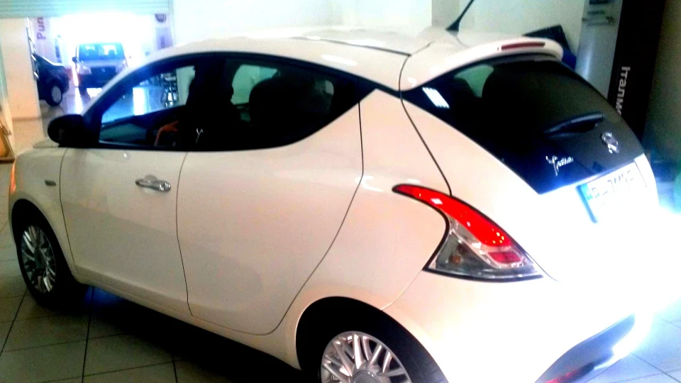 Lancia Ypsilon 0.9 TwinAir Gold 3