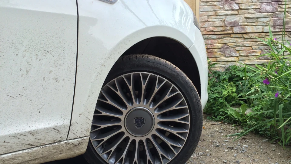 Lancia Ypsilon 0,9 twinair 2