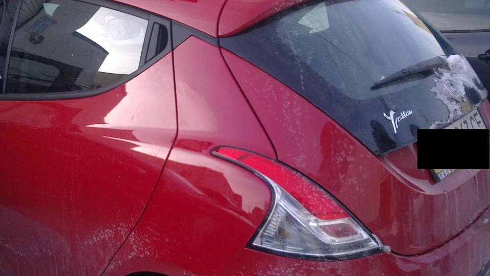 Lancia Ypsilon 1.2 Rosso Argilla 2