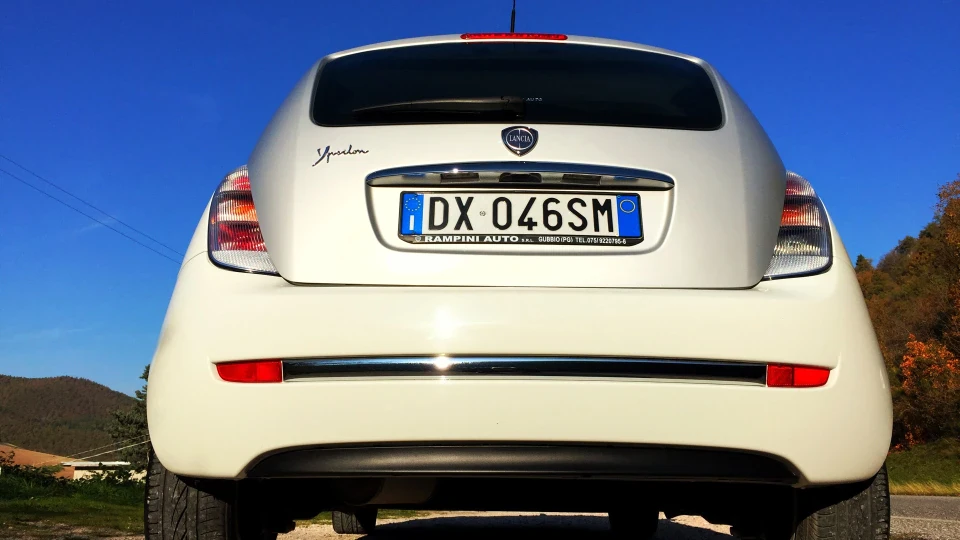 Lancia Ypsilon Mini Cupe