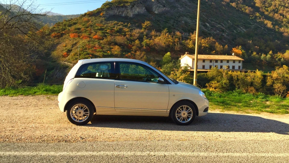Lancia Ypsilon Mini Cupe 5