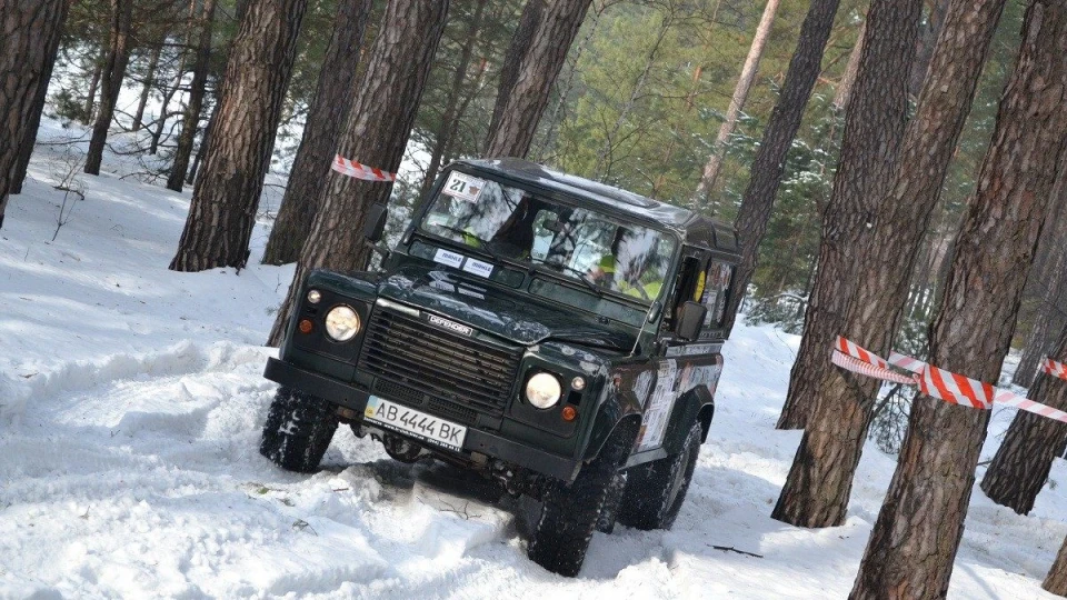 Land Rover Defender "Commandor" 2