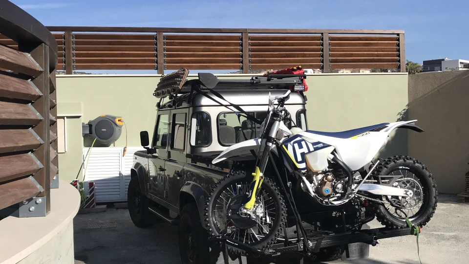 Land Rover Defender Toy Carrier Alive Tuning 3