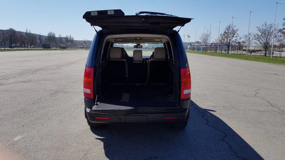 Land Rover Discovery 5