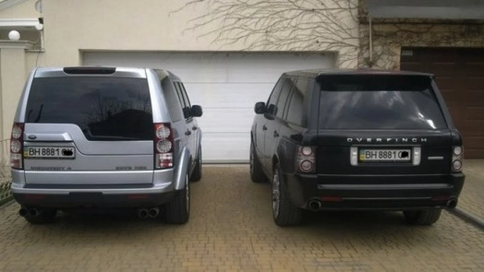 Land Rover Discovery 3.0 SDV6 HSE 3