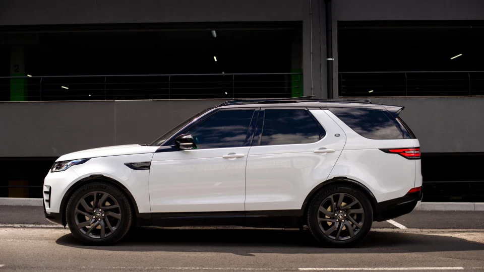 Land Rover Discovery 3.0 tdi HSE Luxury
