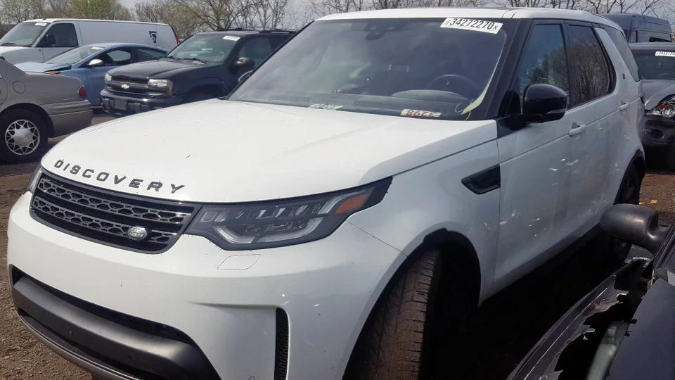 Land Rover Discovery HSE 3.0 Бензин 3