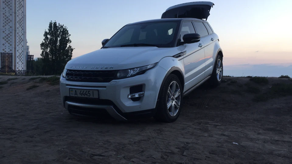 Land Rover Range Rover Evoque 🔲2.2 SD4 🔲 4