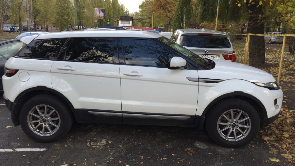 Land Rover Range Rover Evoque White tank 4