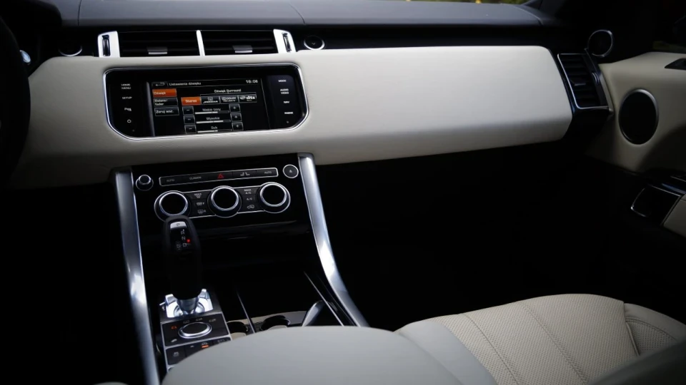 Land Rover Range Rover Sport 4