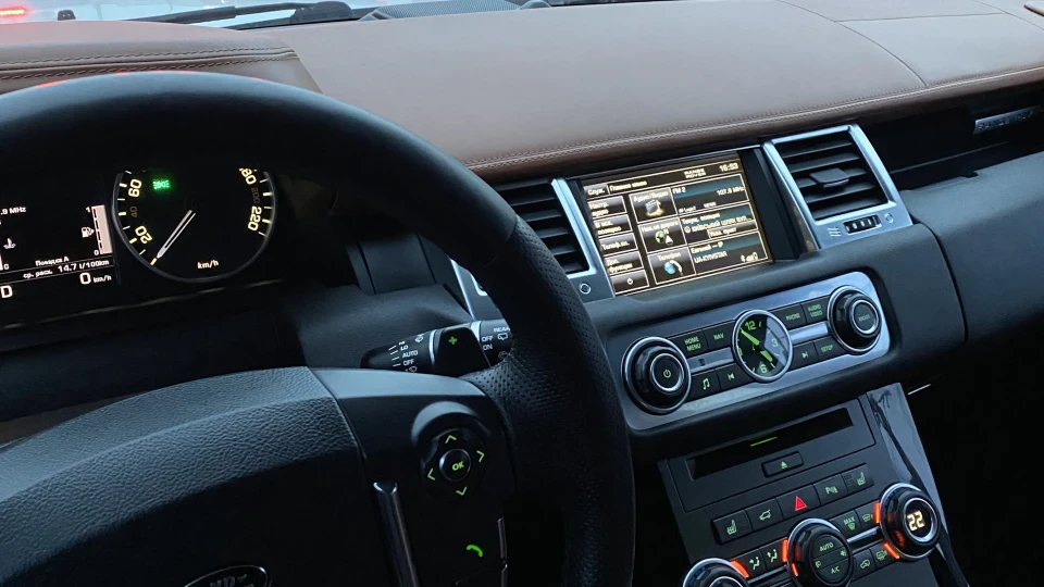 Land Rover Range Rover Sport 5