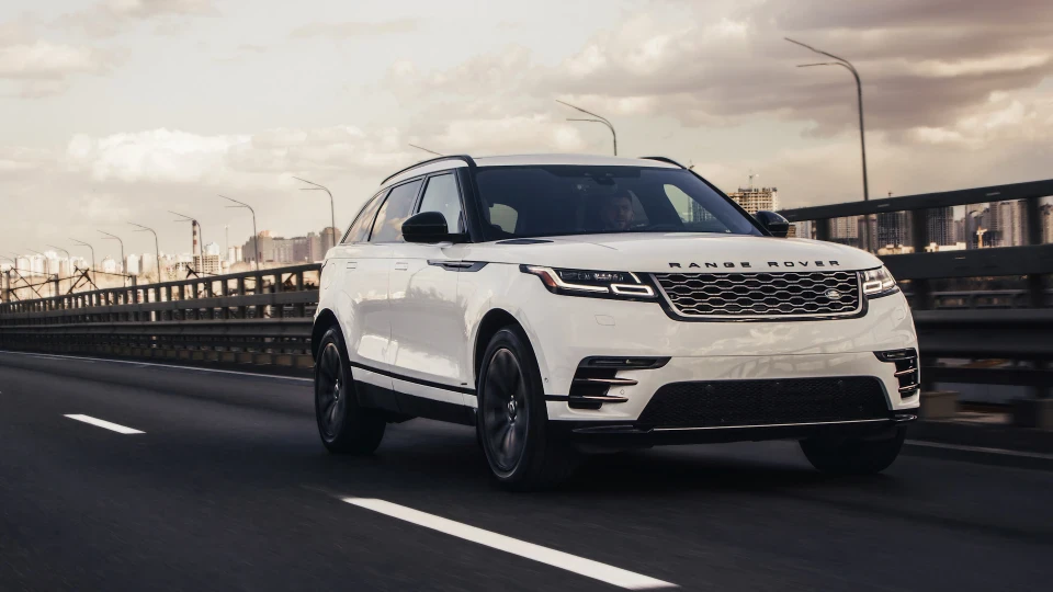 Land Rover Range Rover Velar SE R-DYNAMIC 2