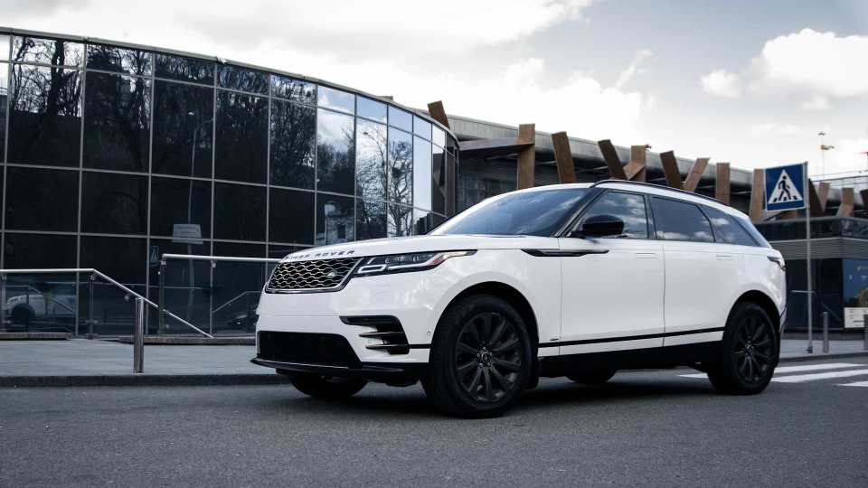 Land Rover Range Rover Velar SE R-DYNAMIC 3