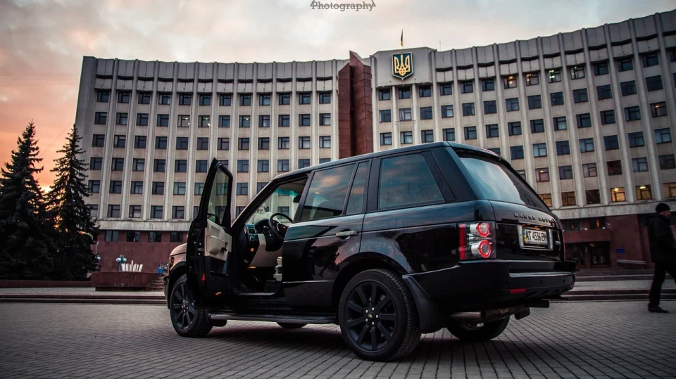 Land Rover Range Rover 4