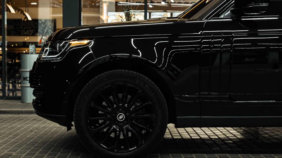Land Rover Range Rover BOSS 3
