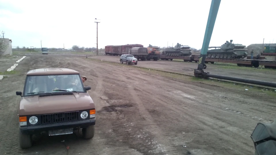Land Rover Range Rover коричневий танк 2