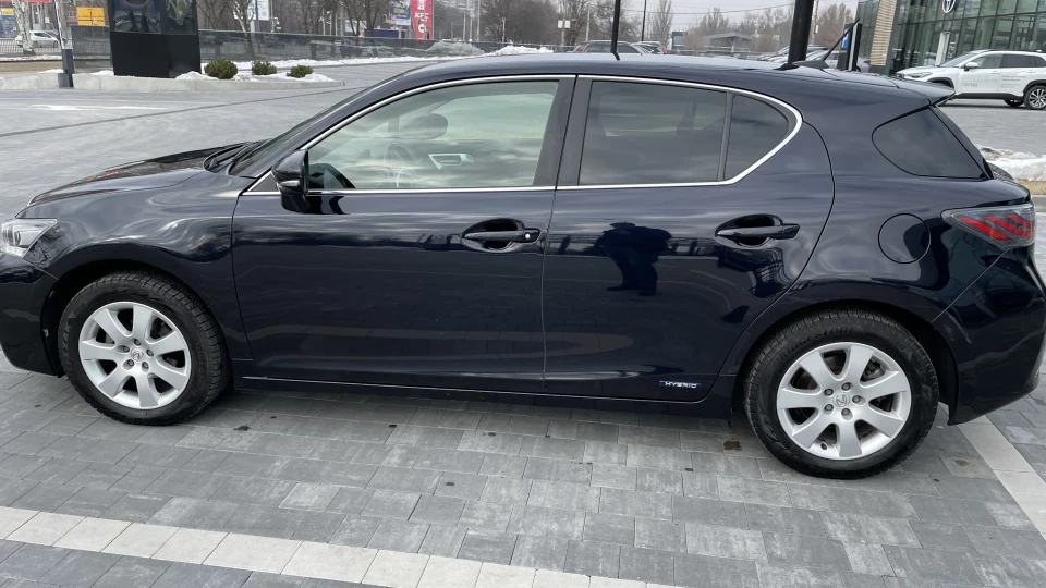 Lexus CT 200h