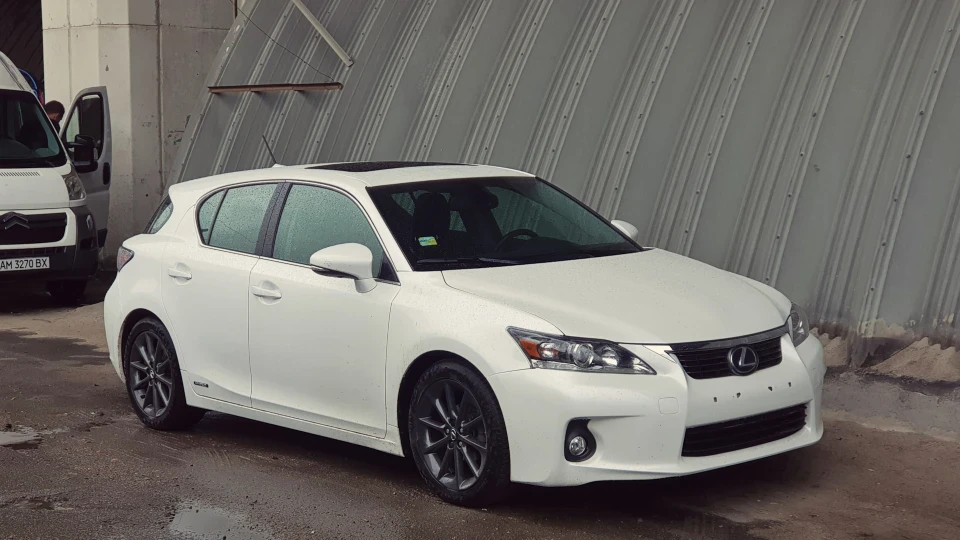 Lexus CT 200h