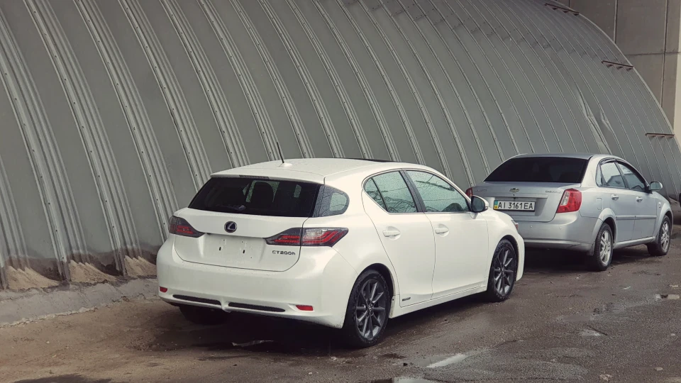 Lexus CT 200h 2