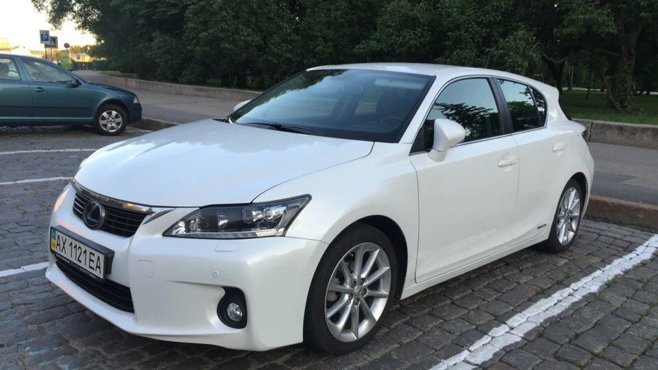 Lexus CT 200h Летючий голландець 3