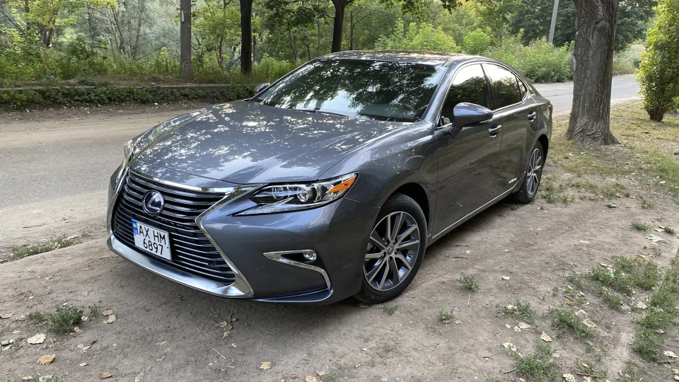 Lexus ES 300h