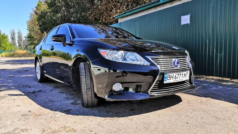 Lexus ES 300h