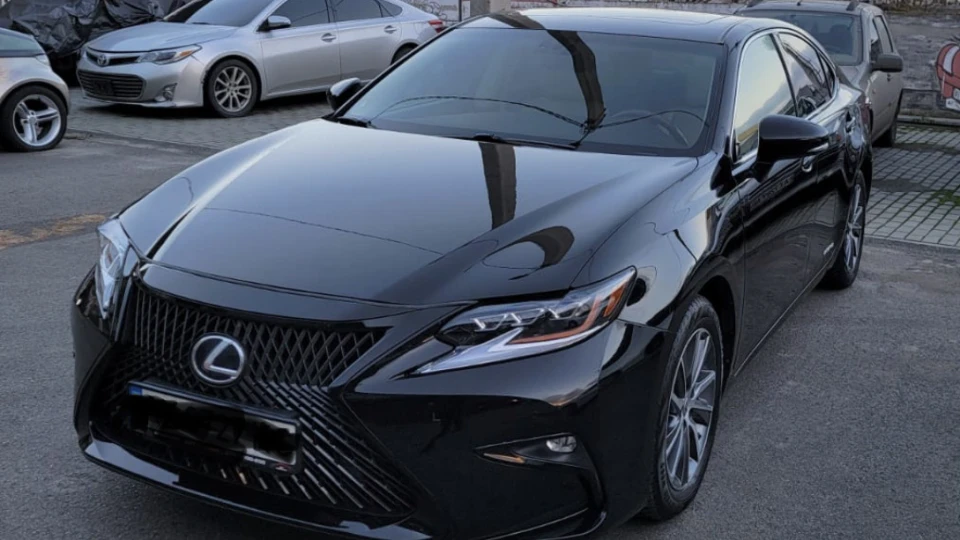 Lexus ES 300h 3388