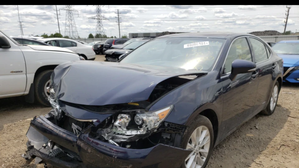 Lexus ES 300h Hybrid Deep Sea Mica 4