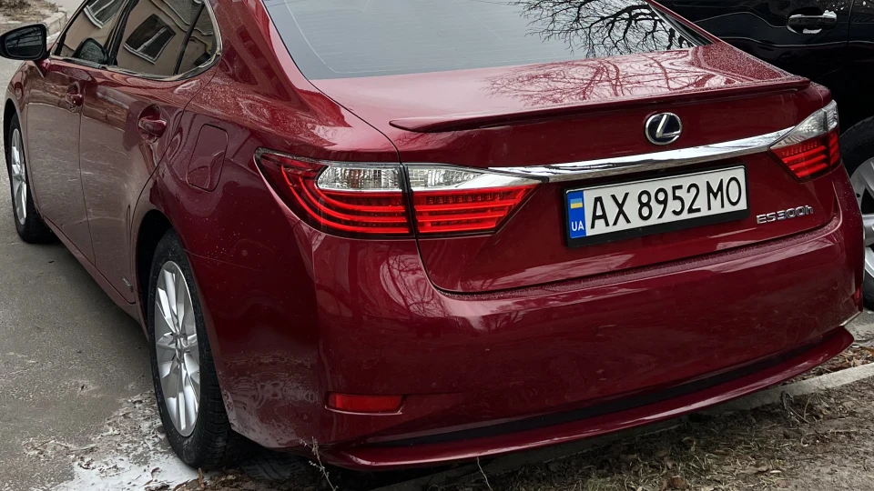 Lexus ES 300h Вишенька 5