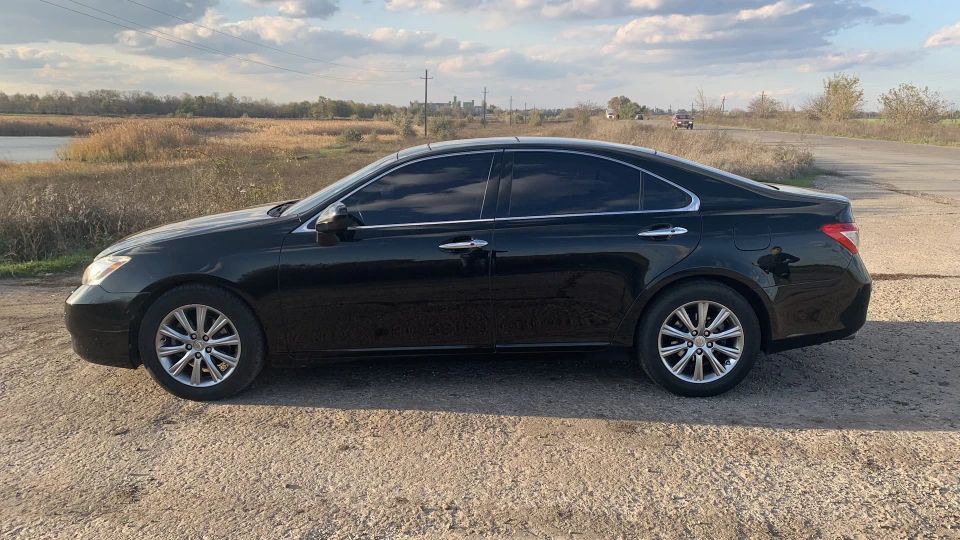 Lexus ES