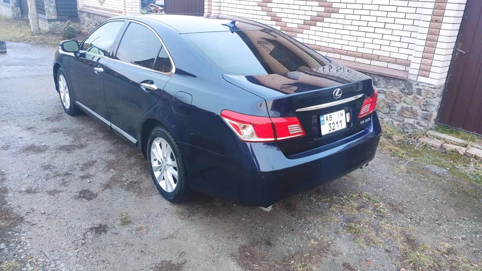 Lexus ES 2