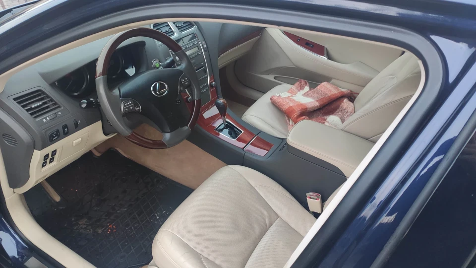 Lexus ES 3