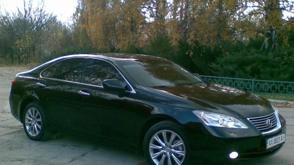 Lexus ES