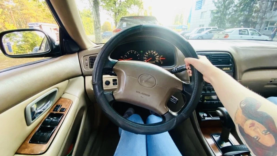 Lexus ES