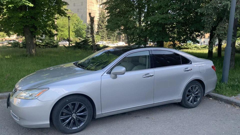 Lexus ES 2
