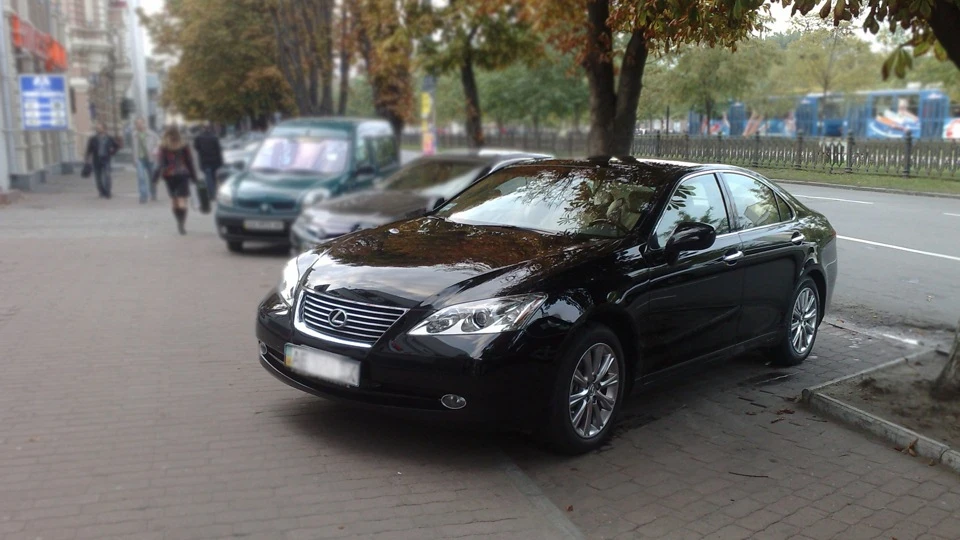 Lexus ES 3