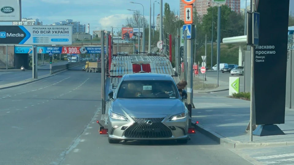 Lexus ES 250 Miyata 3