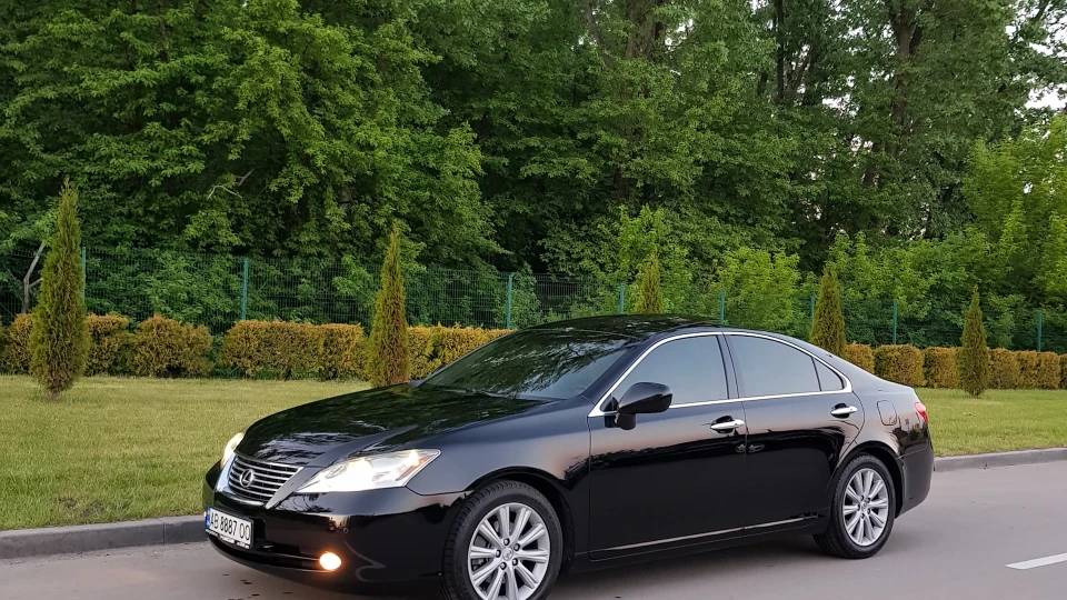 Lexus ES 277л.с.