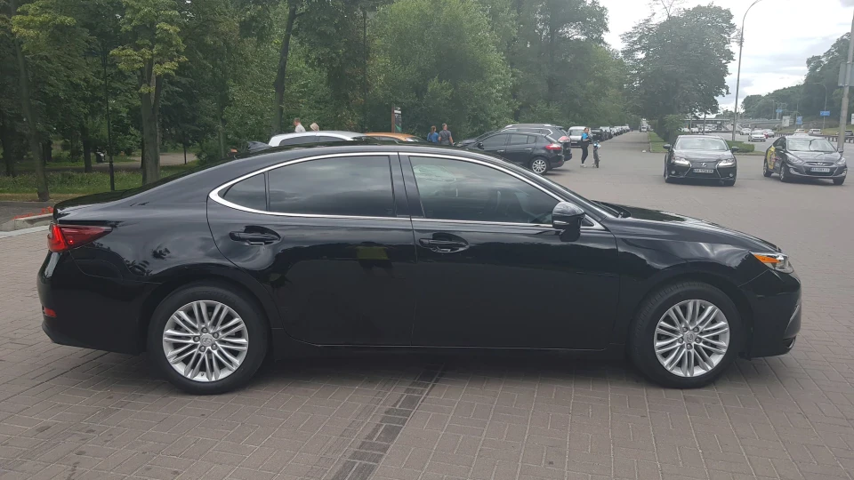 Lexus ES 350 5