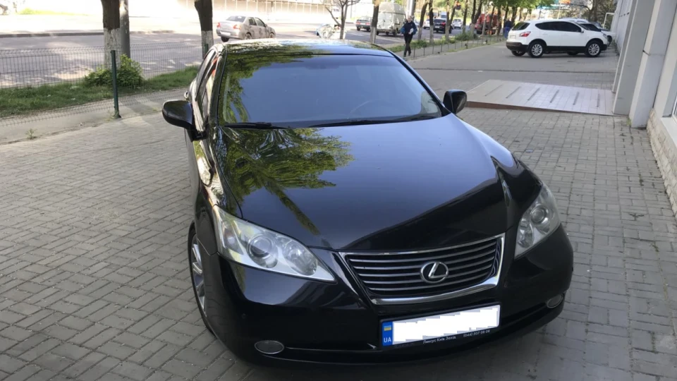 Lexus ES Чорний на чорному 4