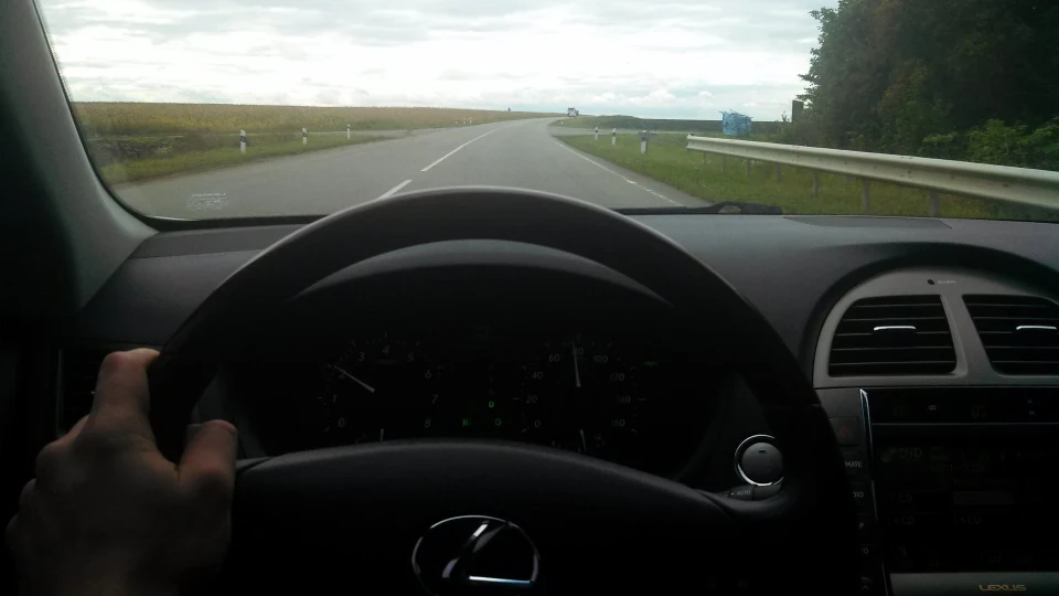 Lexus ES iLiner 2