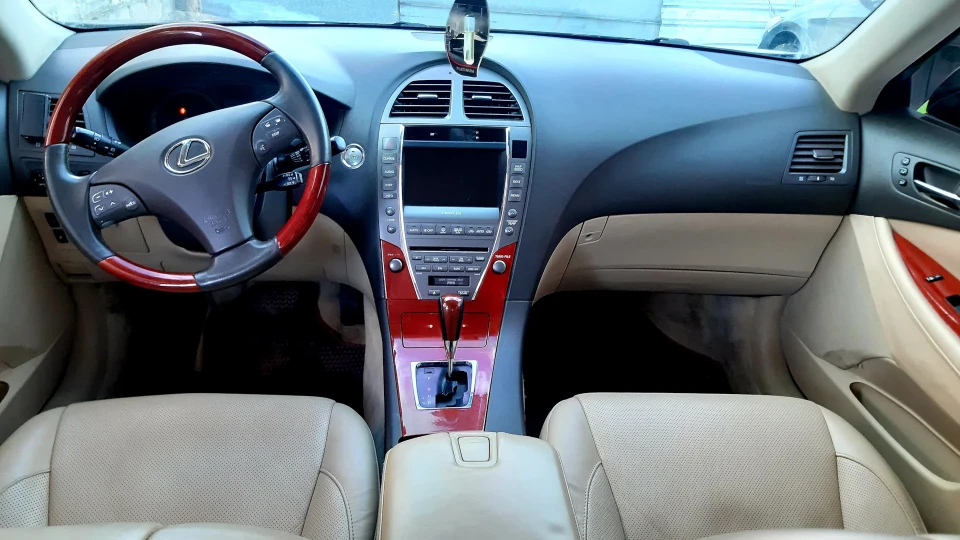 Lexus ES Lexus 4