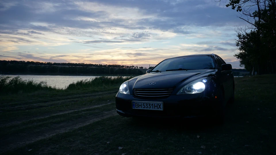 Lexus ES Новий Старий Lexus 2