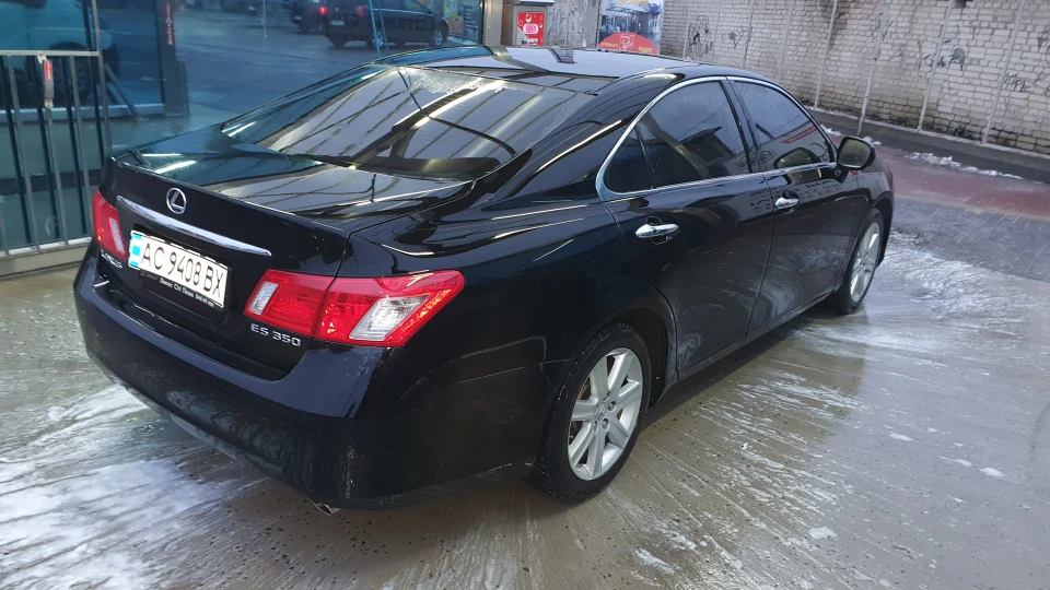 Lexus ES Пустушка 3
