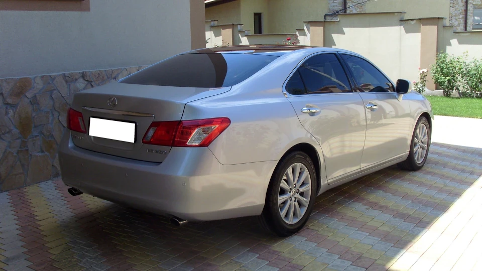 Lexus ES Ultra Luxury 3